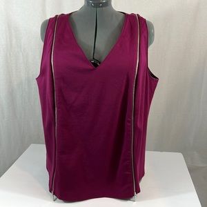 Lane Bryant Plus Sz Womens V-Neck Sleeveless Blouse w Zipper accents Wine color